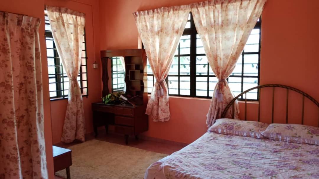 Homestay Zahra Sri Bayu Cherang Ruku المظهر الخارجي الصورة