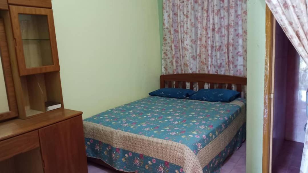 Homestay Zahra Sri Bayu Cherang Ruku المظهر الخارجي الصورة
